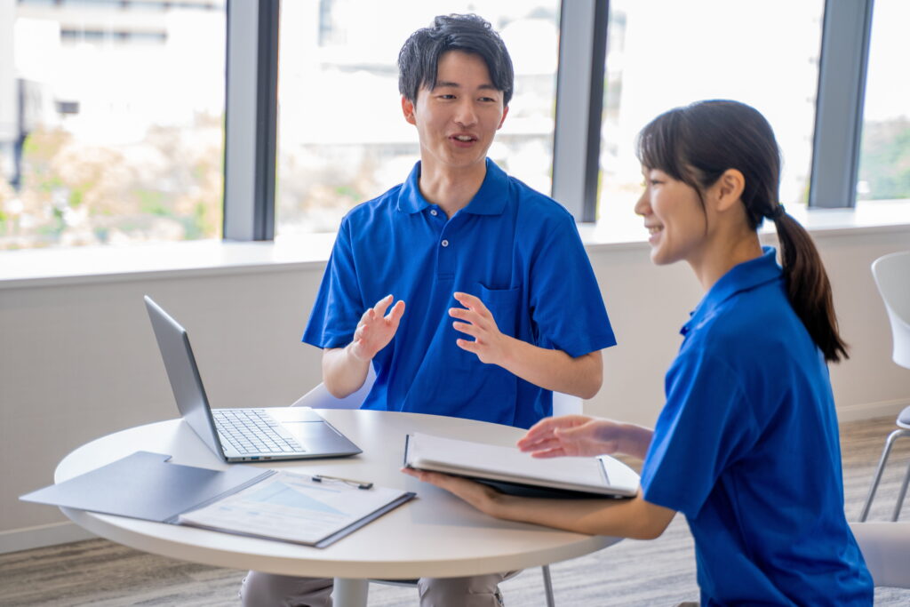 サービス立ち上げ